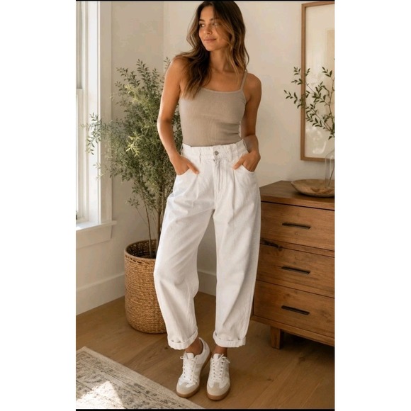 Zara Denim - Zara Women Small White Paperbag Waist Barrel Leg Jeans High Rise Designer Denim